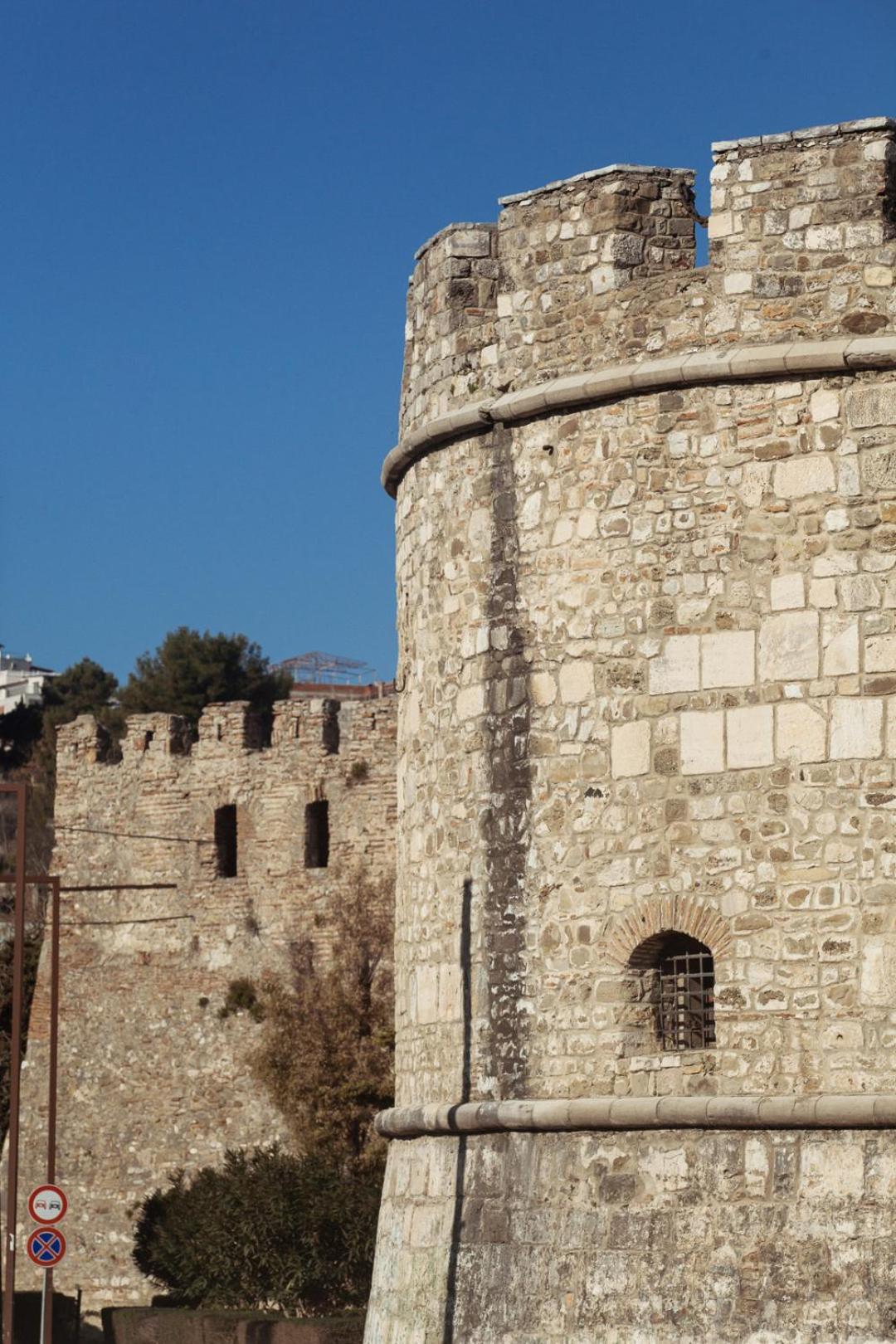Super Apartment In The Ancient Roman Amphitheater Durrës Exterior foto
